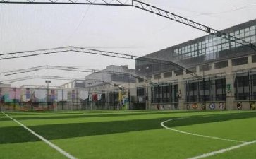 樓頂足球場、籠式足球場建設(shè)